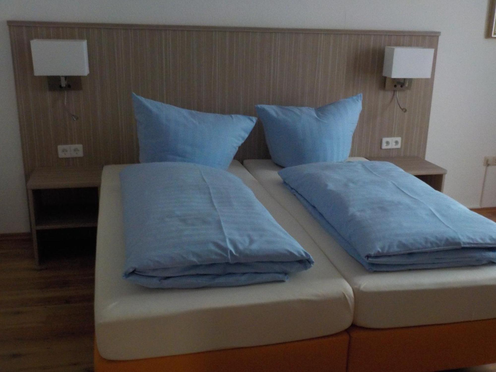 Kulisse Apartments Guntzbourg Extérieur photo