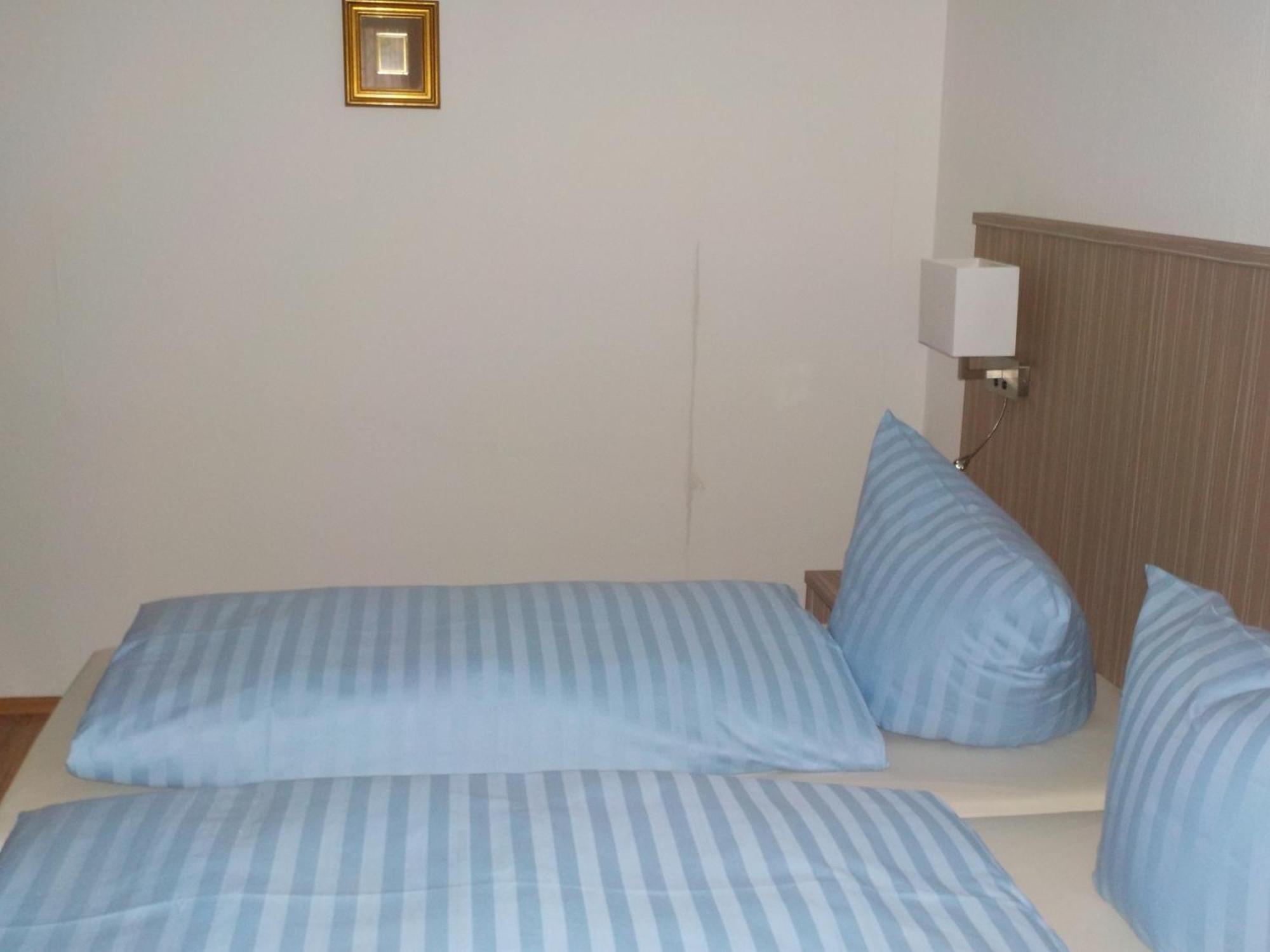 Kulisse Apartments Guntzbourg Extérieur photo