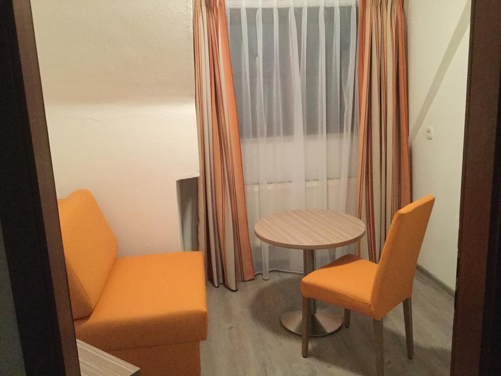 Kulisse Apartments Guntzbourg Chambre photo